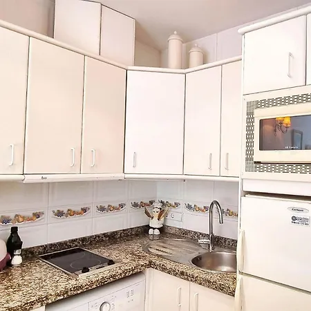 Skol 440. Nice 1 Bed Apartment With Sea Views In Marbella Centre. Exterior photo